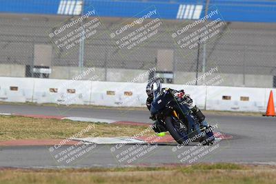 media/Nov-26-2022-Fastrack Riders (Sat) [[b001e85eef]]/Level 3/Session 3 Outside Turn 9/